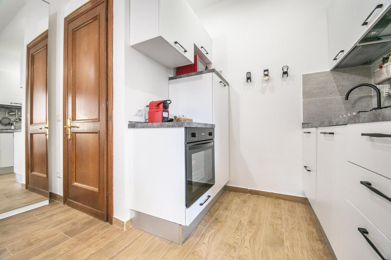 The Voice Of The Moon Apartment Rome Exterior photo