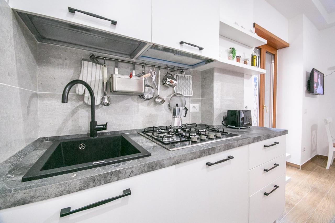 The Voice Of The Moon Apartment Rome Exterior photo